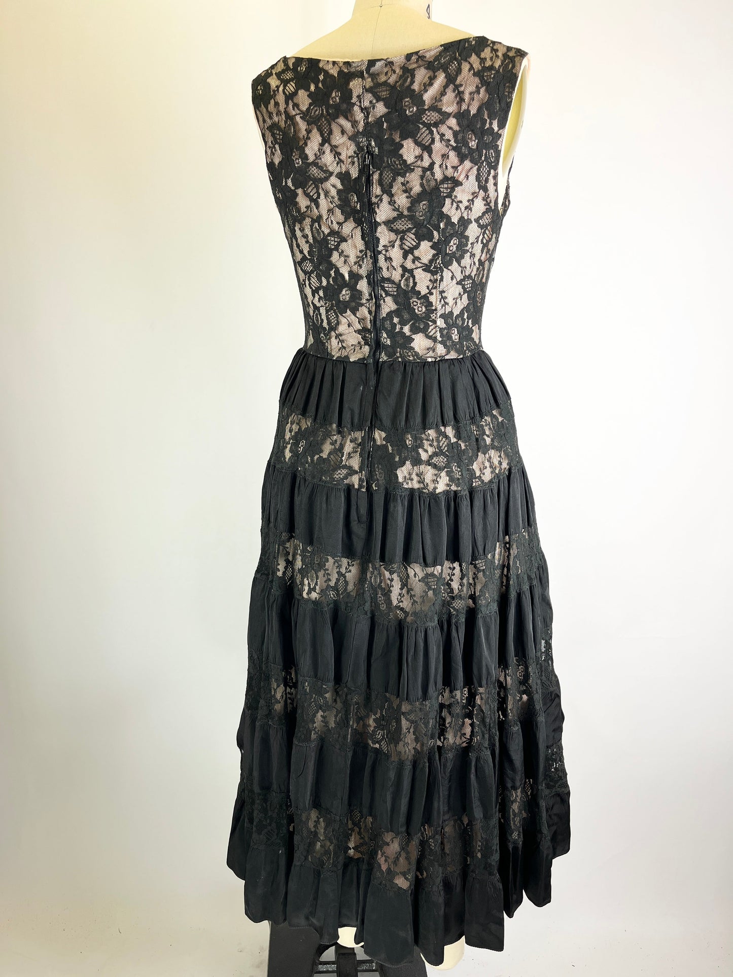 Lace 1950s Dress