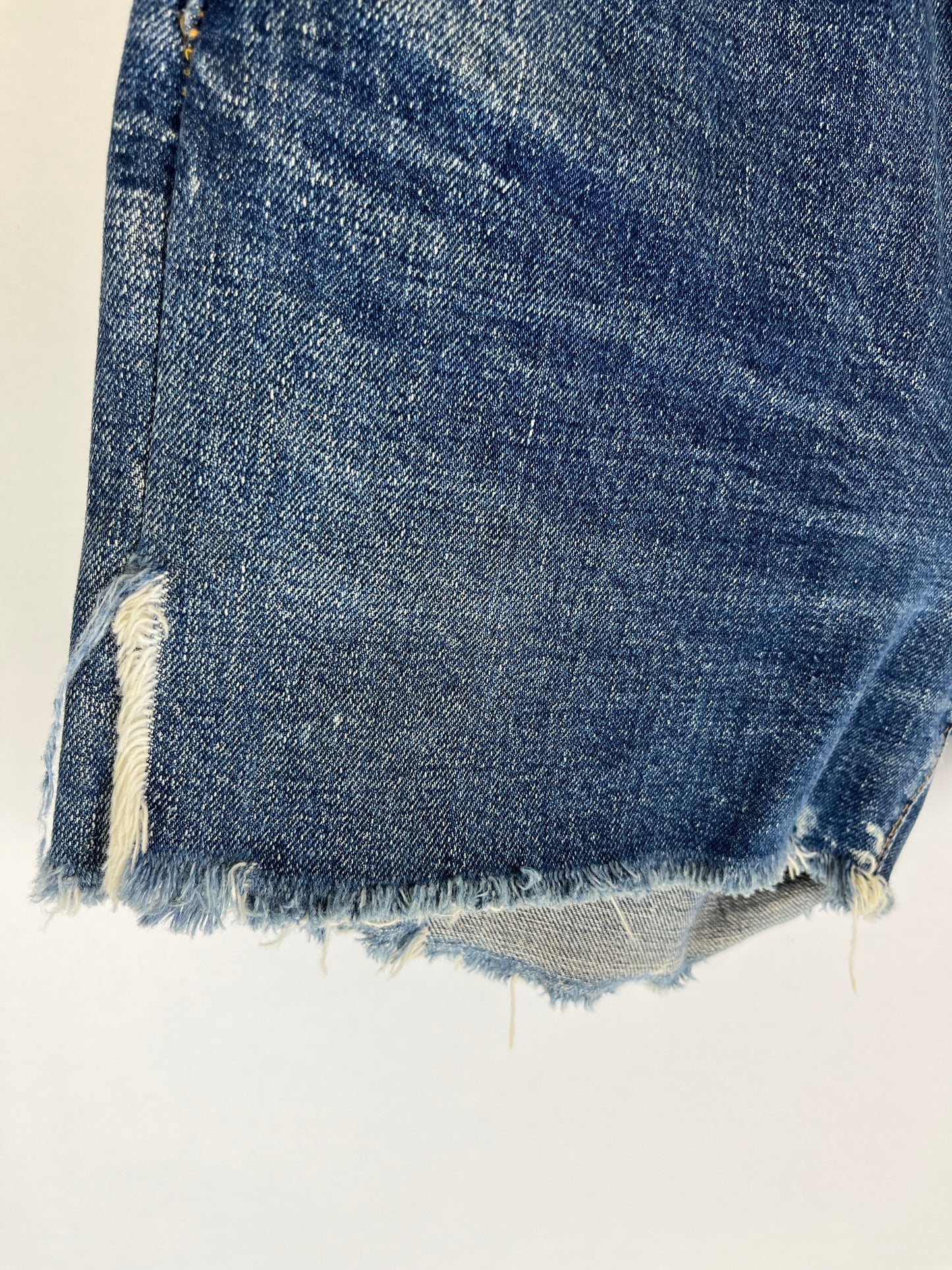 Red Line Cut Offs 28w