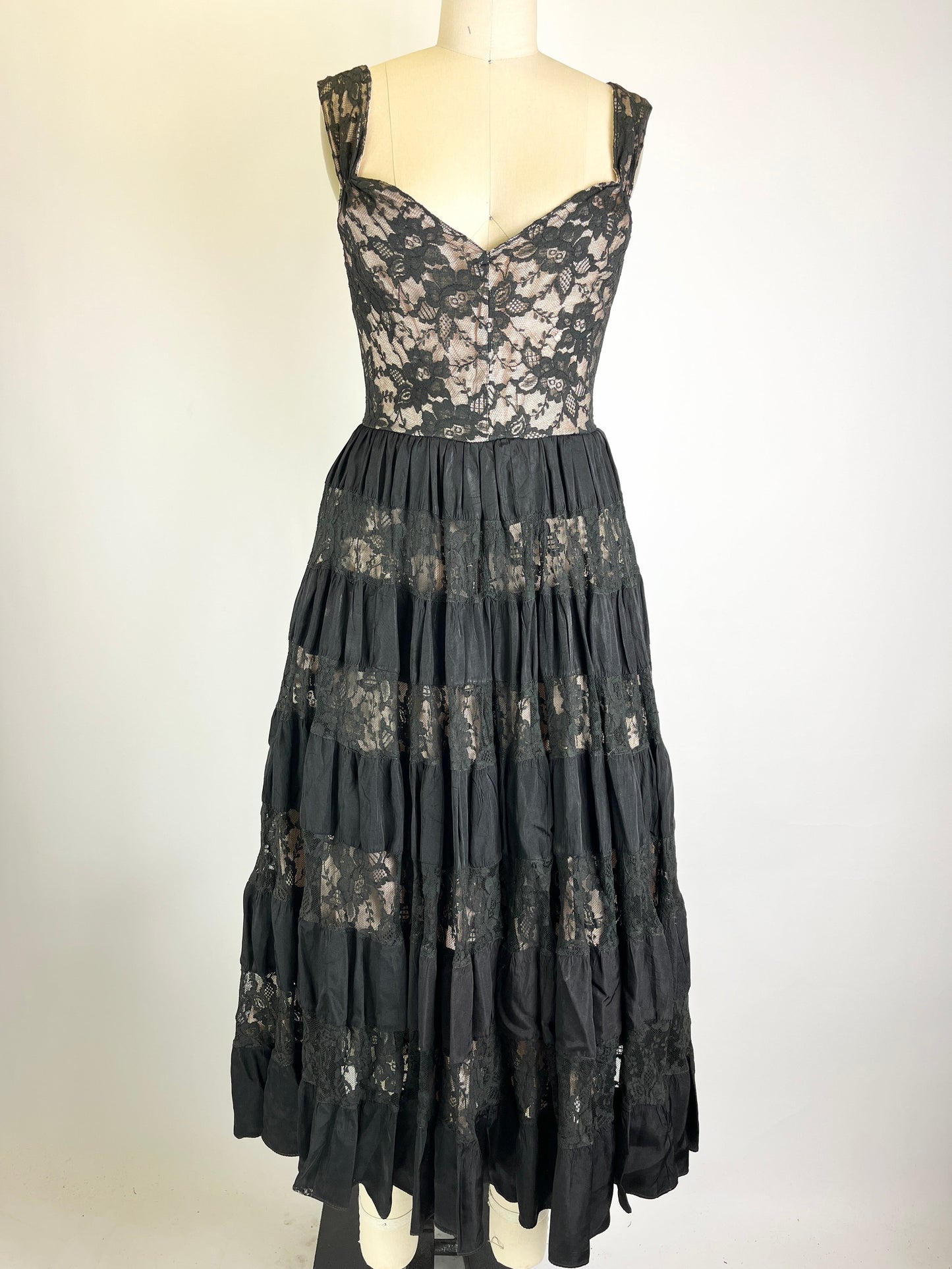 Lace 1950s Dress